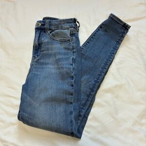 American Eagle Outfitters Women's Skinny Jeans in Blue